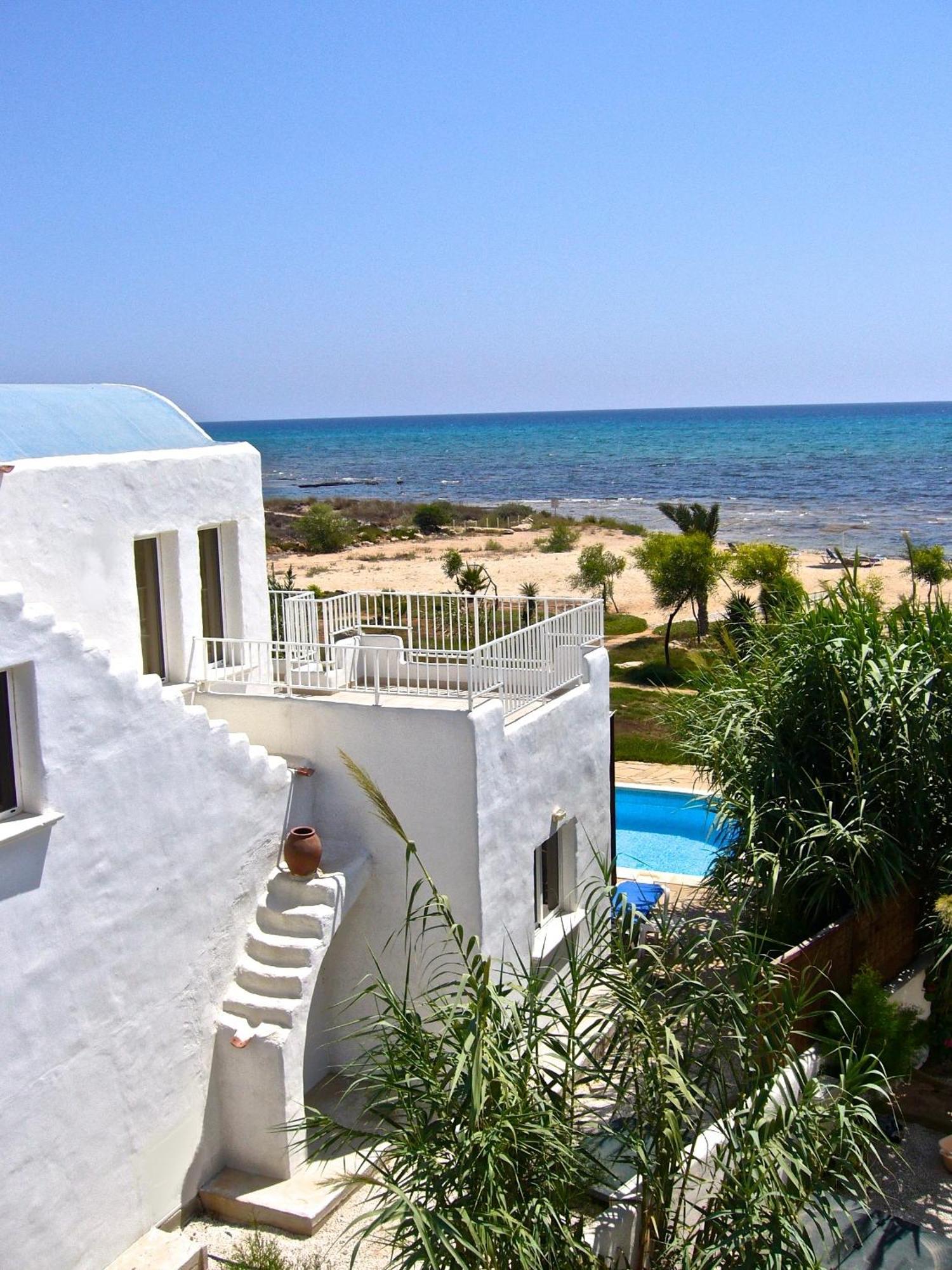 Villa con 3 Camere da Letto - Fronte Spiaggia