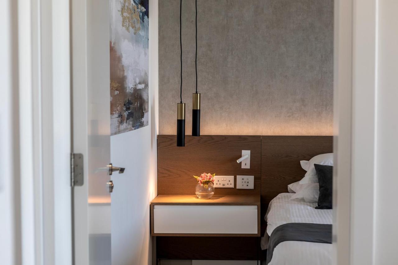 Triple Room (2 Adults + 1 Child up to 11.99 years old),1391099552:JPEG