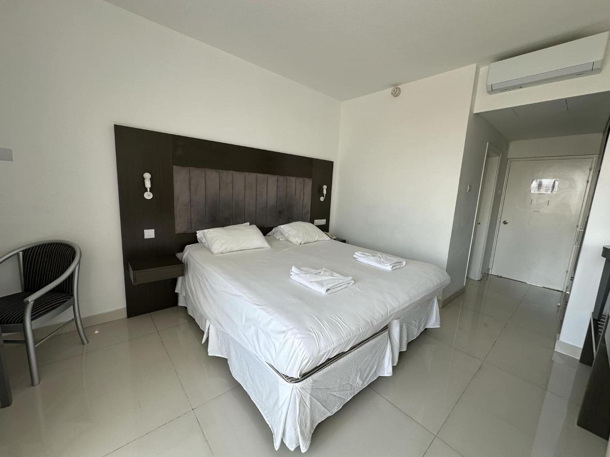 Double or Twin Room with Inland View