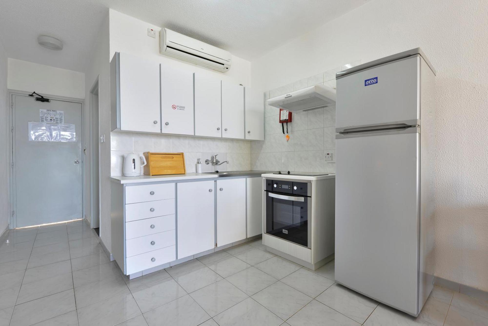 Apartment,908611261:JPEG