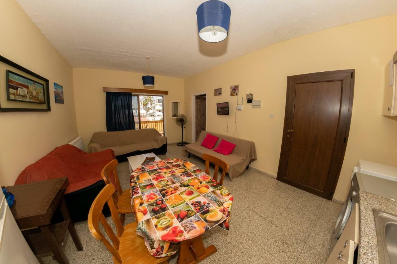 Familienapartment mit Balkon