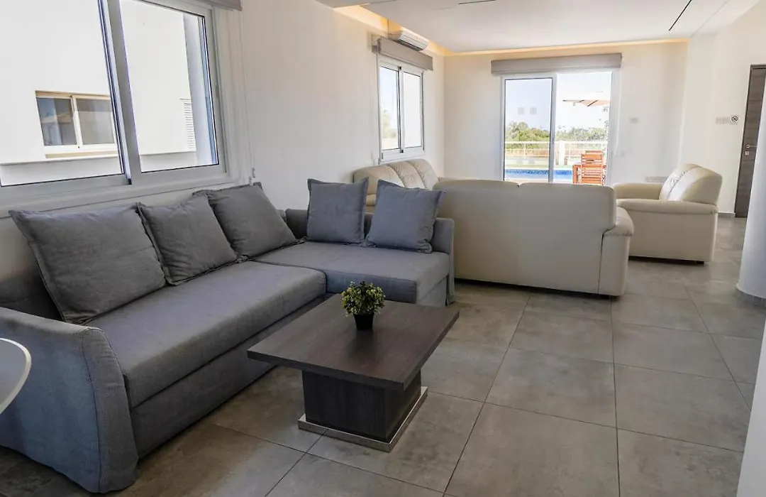 Villa Lara-1