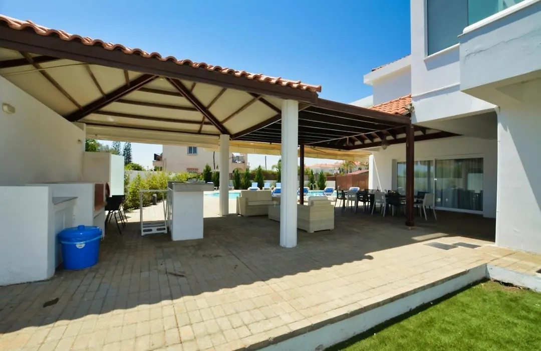 Villa Chrisi-1