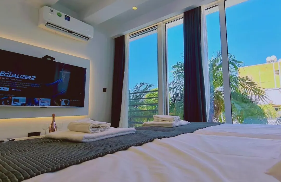 Stay Mezarina Luxury Apts-1