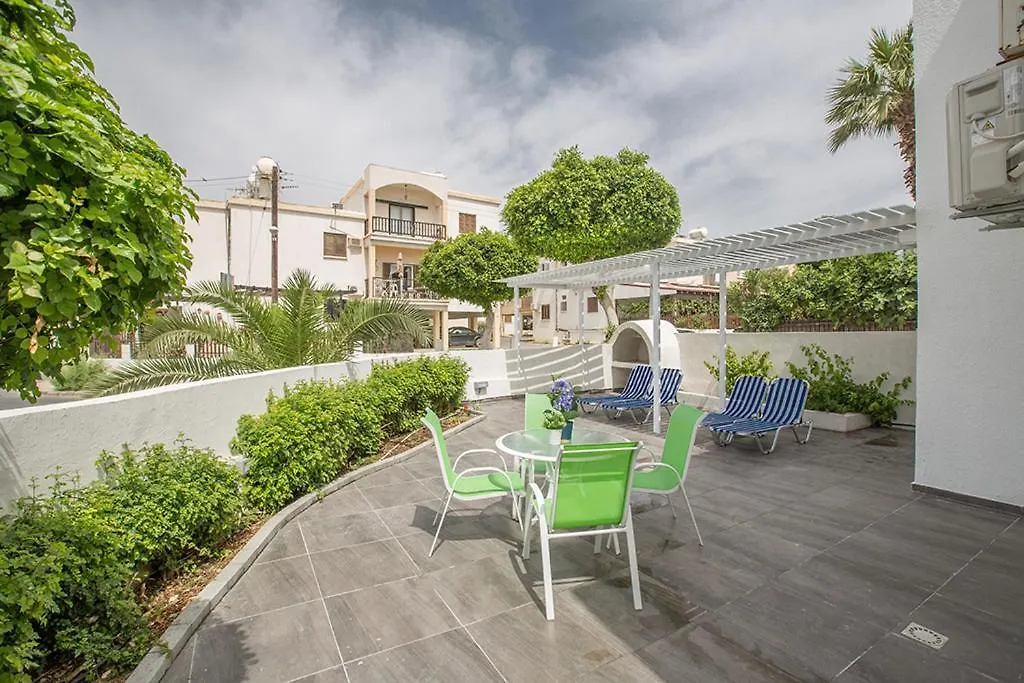 Merab Holidays Apartment Castalia 62-1