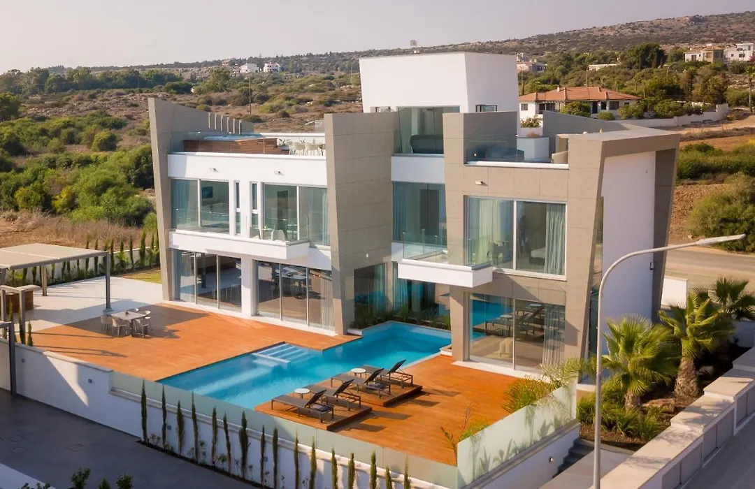 Cove Seaview Villas - Coral-1
