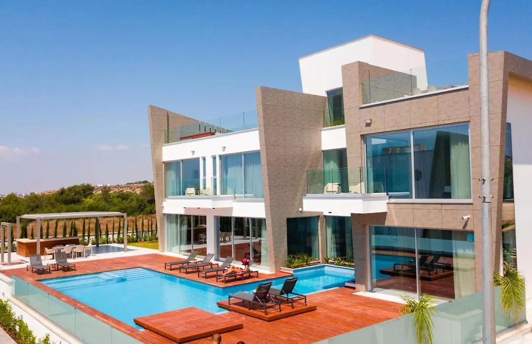Cove Seaview Villas - Nautica-1