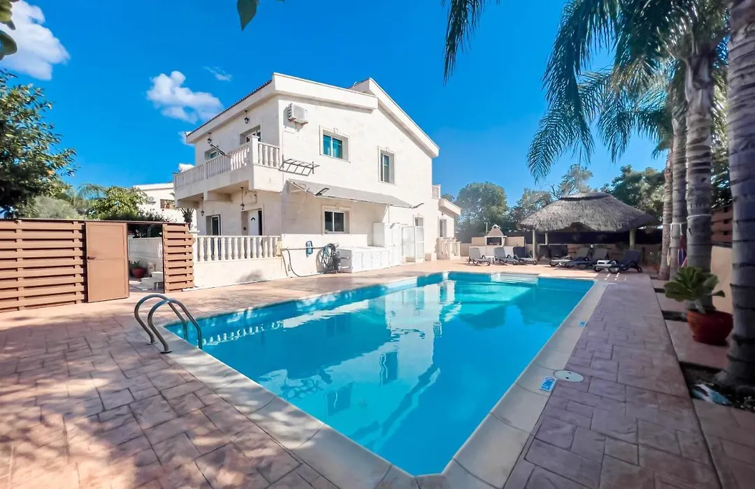 Fame Villa With Private Pool And Gazebo-1