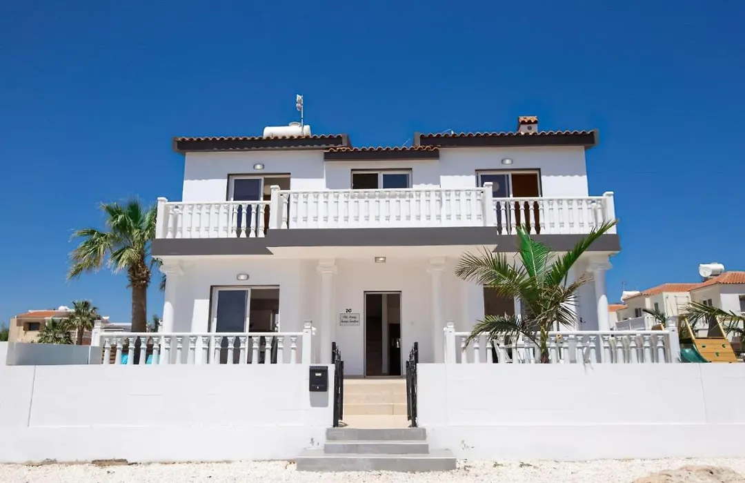 Villa Suncity Boutique Beachfront-1
