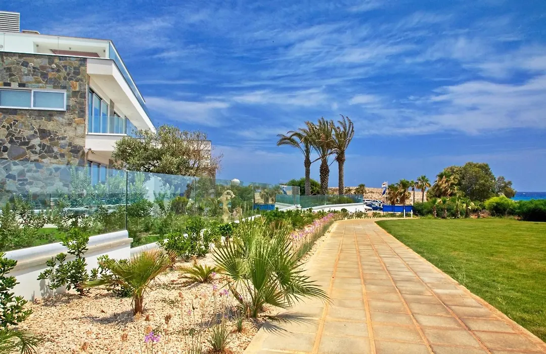 Beachfront Luxury Villa Idania-1