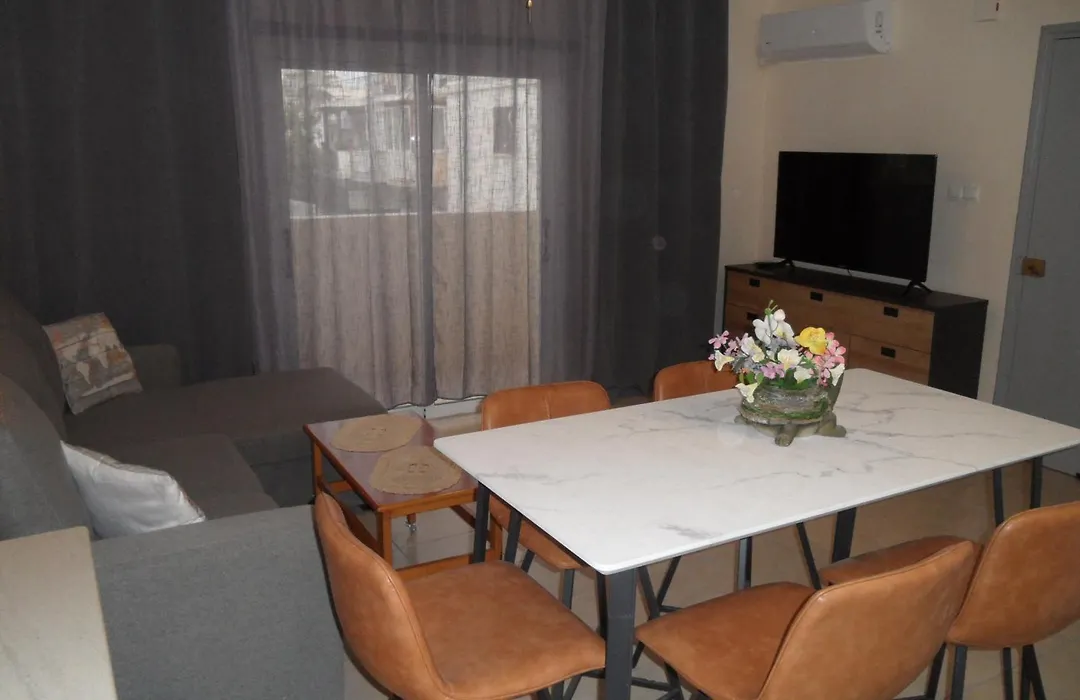 Family And Friends Flat Close To The Sea, Free Internet-1