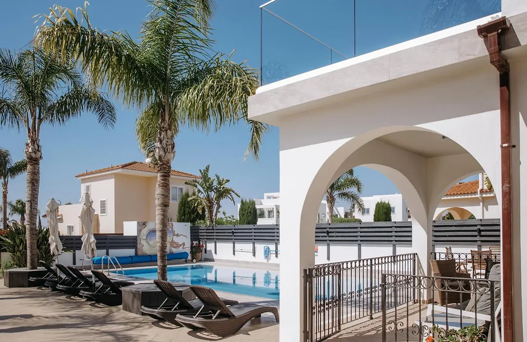Sunset Villa Private Complex Heated Pool-1