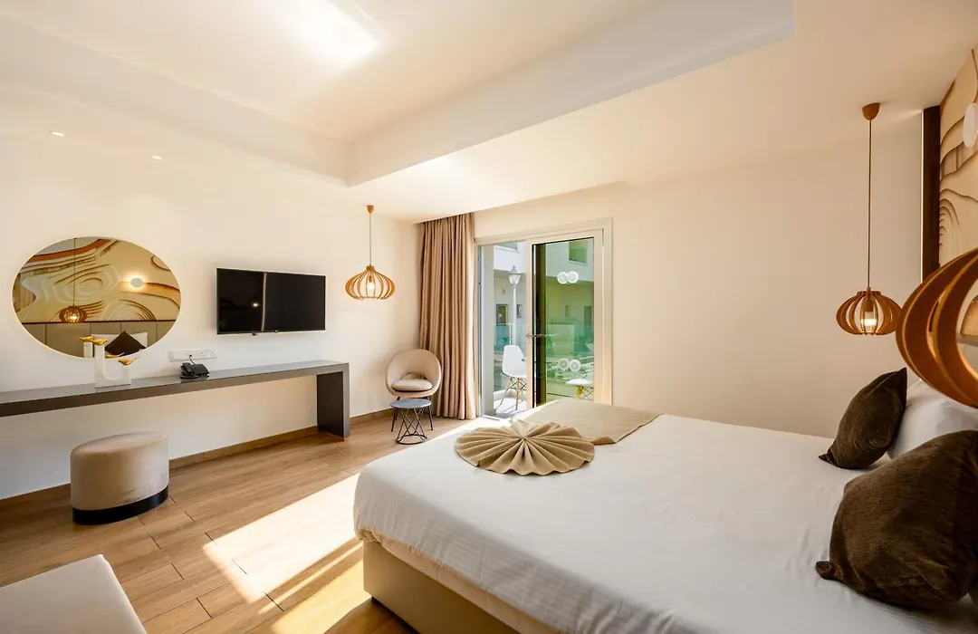 Melpo Antia Hotel & Suites-1
