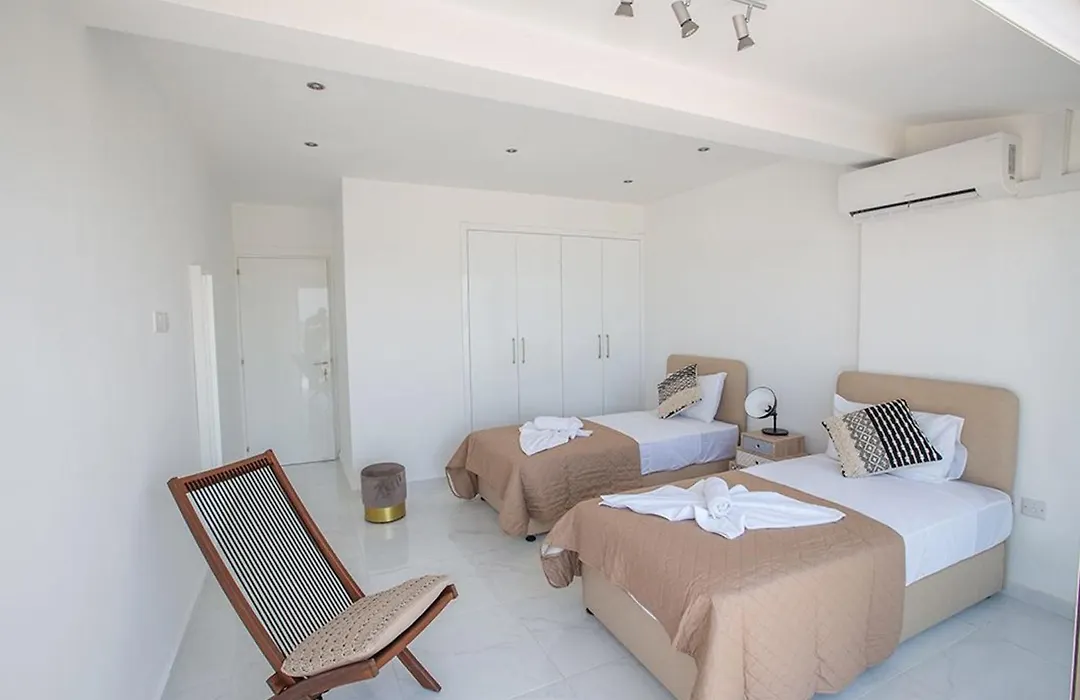Apt Misia Enas - Modern 2 Bedroom Apartment With Sea Views - Close To Ayia Napa-1