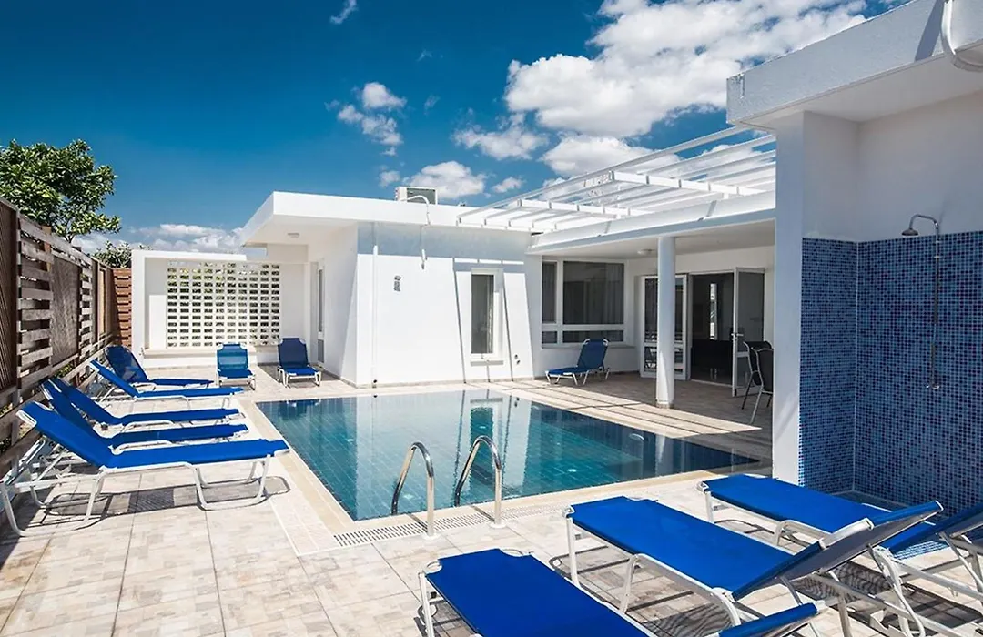 Villa Mavris - Lovely 4 Bedroom Villa With Private Pool In Central Ayia Napa-1