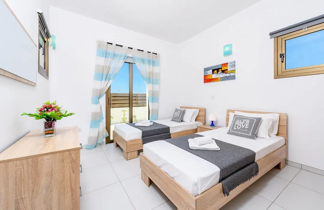 Kymma Villa #16-1