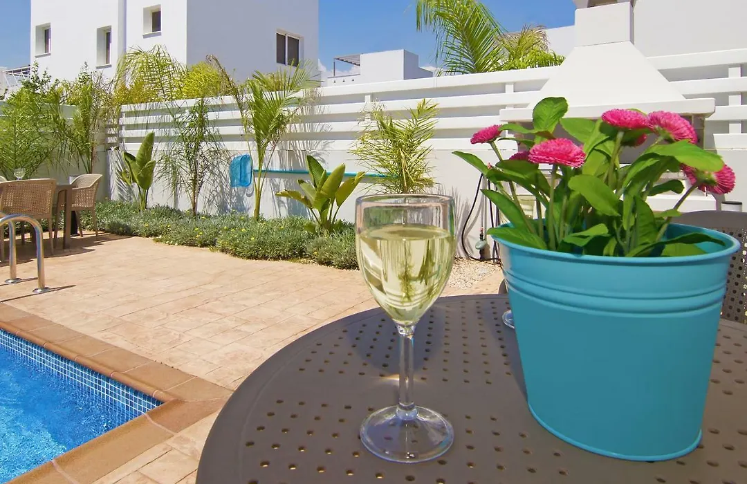 Villa Hazel-1