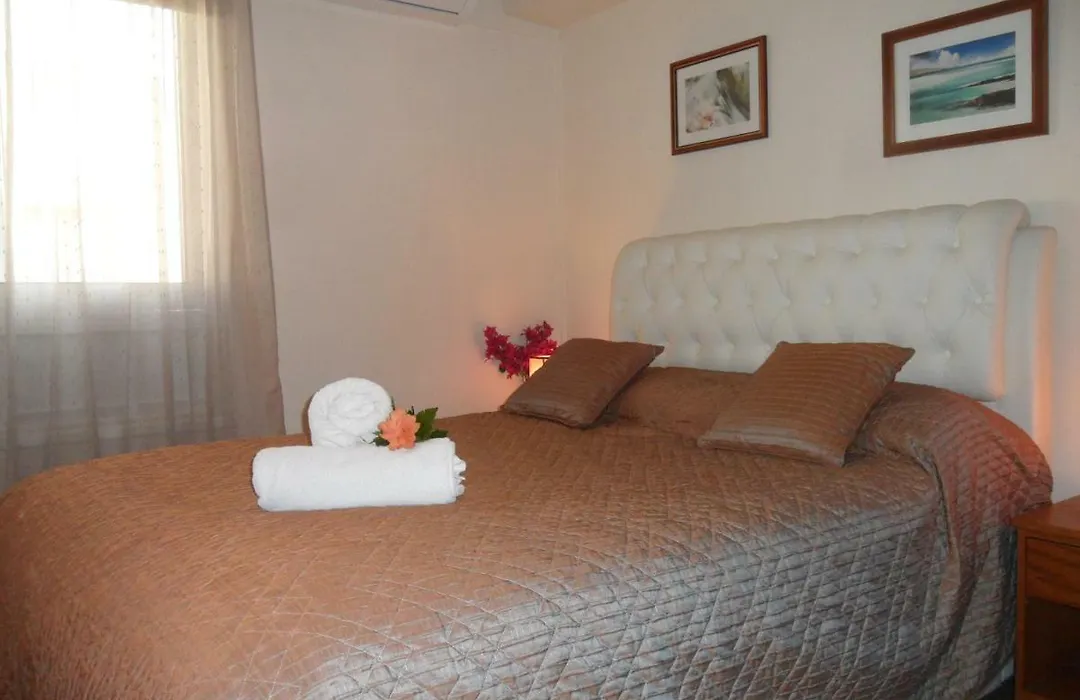 Sunshine Apts, Two Bedroom , Free Internet, No 3-1