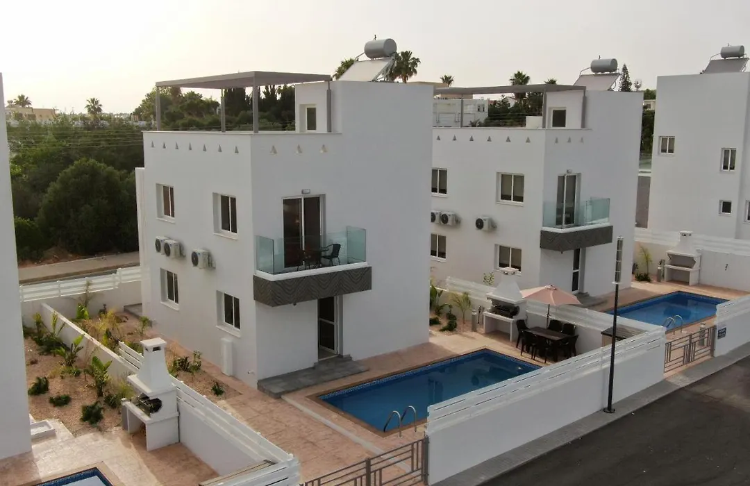 Nissini Villas 2-1