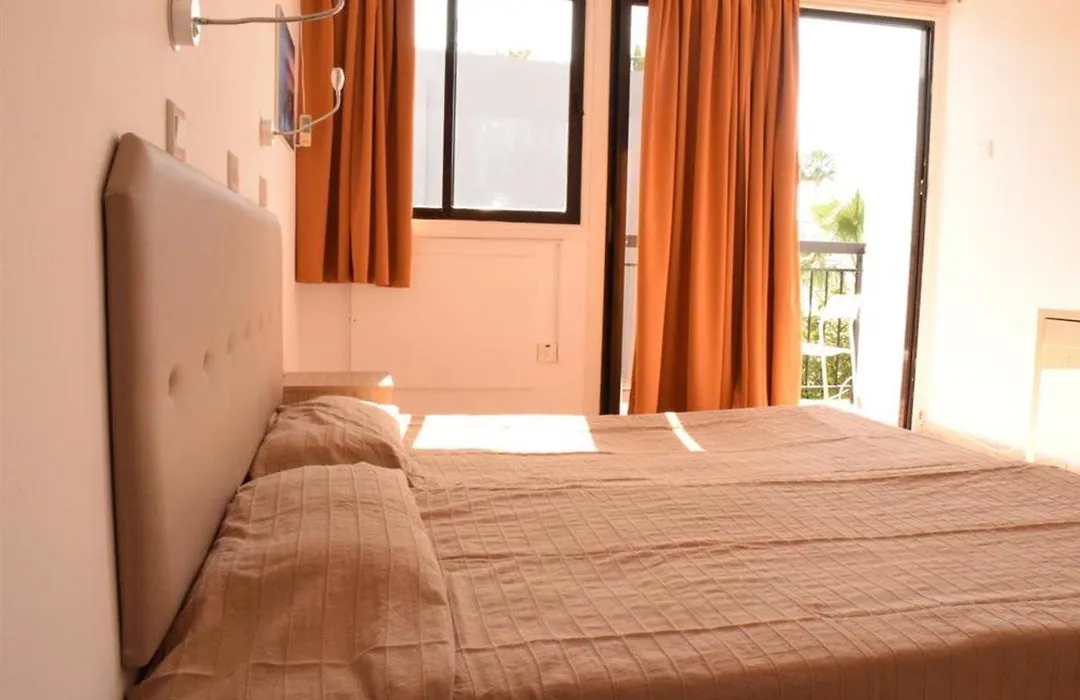 Katalina Apartments-1