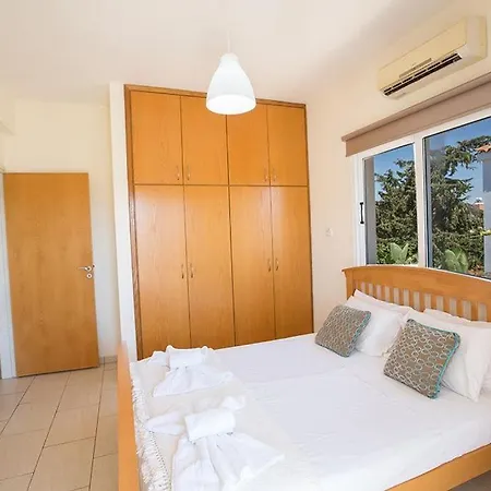 Villa Thekla - Modern 3 Bedroom Ayia Thekla Villa With Pool - Close To The Beach-3