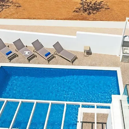 Katalina Apartments-3