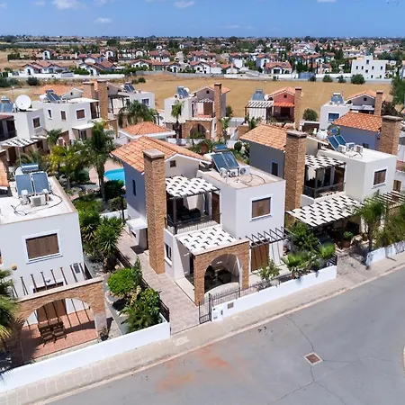 Villa Alexandra By Ezoria Villas-3