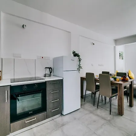 Apartment Cycy-3