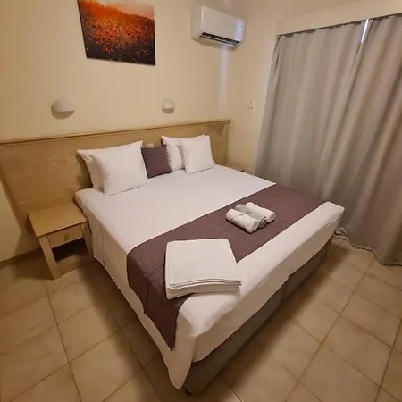 Koru Apt-2