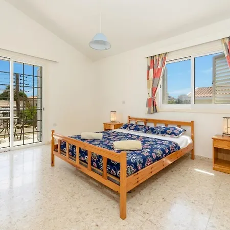 Rent Your Dream Ayia Napa Holiday Villa And Look Forward To Relaxing Beside Your Private Pool Ayia Napa Villa 1387-3
