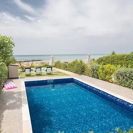 You Will Love This Luxury 3 Bedroom Holiday Villa In Sotira With Private Pool Sotira Villa 1337-2