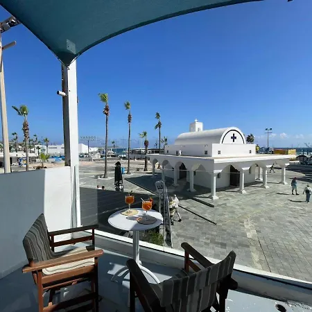 Ocean Dreams Suites - By The Harbour-3