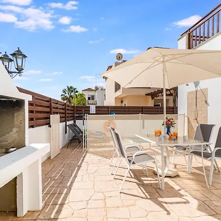 Villa Rosedale by Ezoria Villas-3