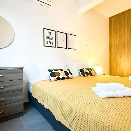 Vacation Mode Apartment-2