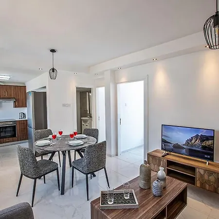Apt Misia Enas - Modern 2 Bedroom Apartment With Sea Views - Close To Ayia Napa-2
