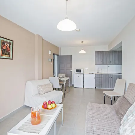 Ayia Napa Holiday Apartment So2-2