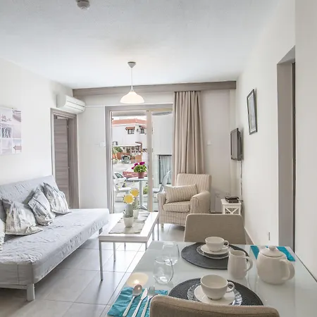 Ayia Napa Holiday Apartment So3-3
