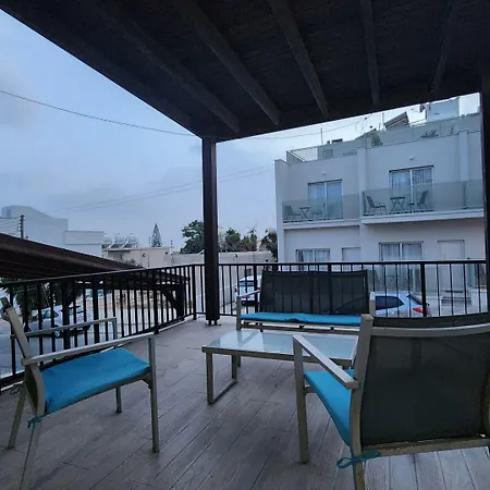 Cozy Studio In Famagusta With Extra Beds-2
