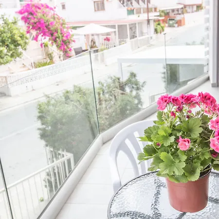 Ayia Napa Holiday Apartment So7-3