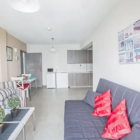 Ayia Napa Holiday Apartment So9-3