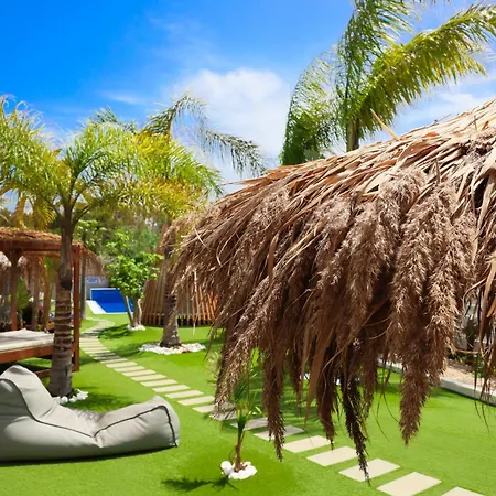 Silver Sea Holiday Apartments-3