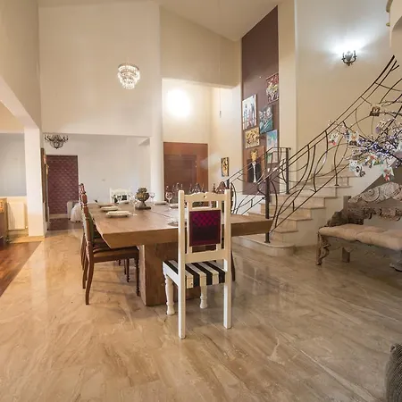 Sunshine Luxury House-3