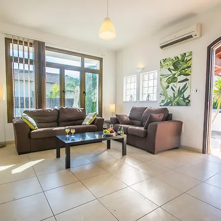 Rada'S Vacation Home-3
