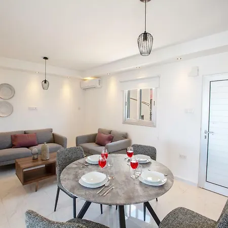 Rio Luxury Apartment-2