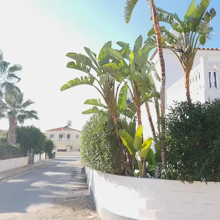 A- Luxury Sea Villa Next To The Beach-3