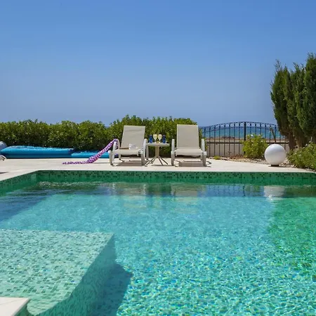 Ayia Thekla Seafront Villa Lavender-3