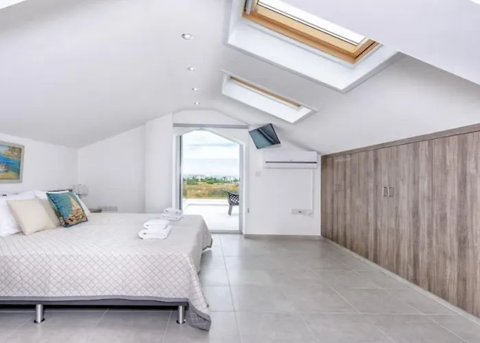 Villa Tzialli Agia Napa