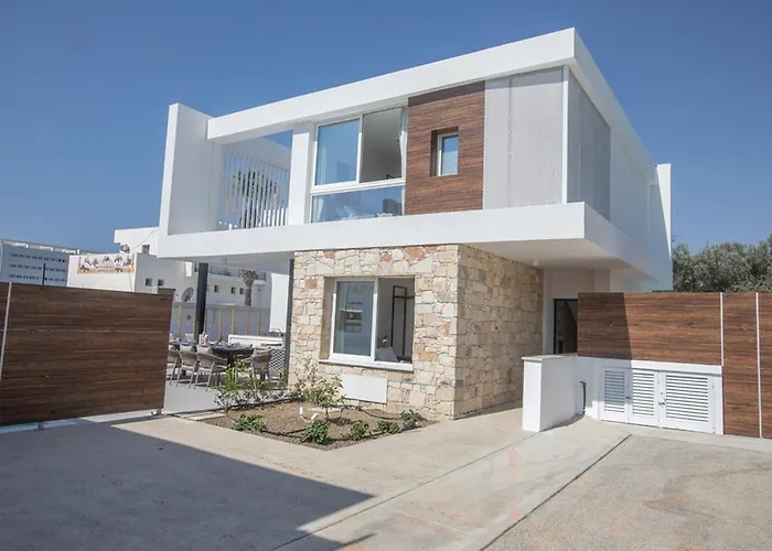 Huisdiervriedelijke Rent Your Dream Ayia Napa Holiday Villa And Look Forward To Relaxing Beside Your Private Pool Ayia Napa Villa 1374