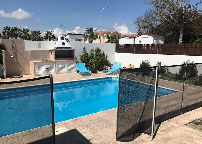 Huisdiervriedelijke Villa Georgia In Ayia Thekla Agia Napa
