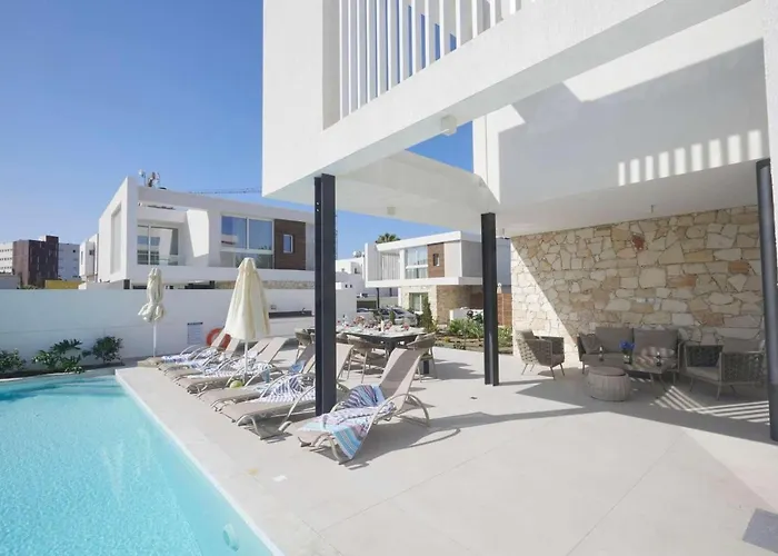 Kube 1 Villa Agia Napa